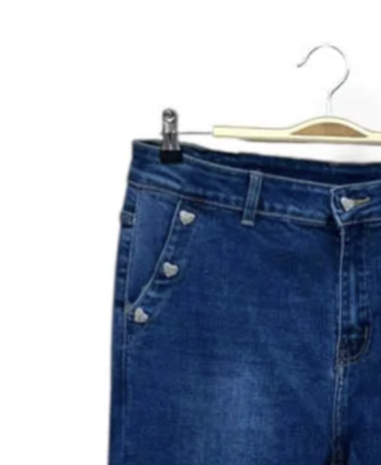 JEANS BOUTONS COEUR T54