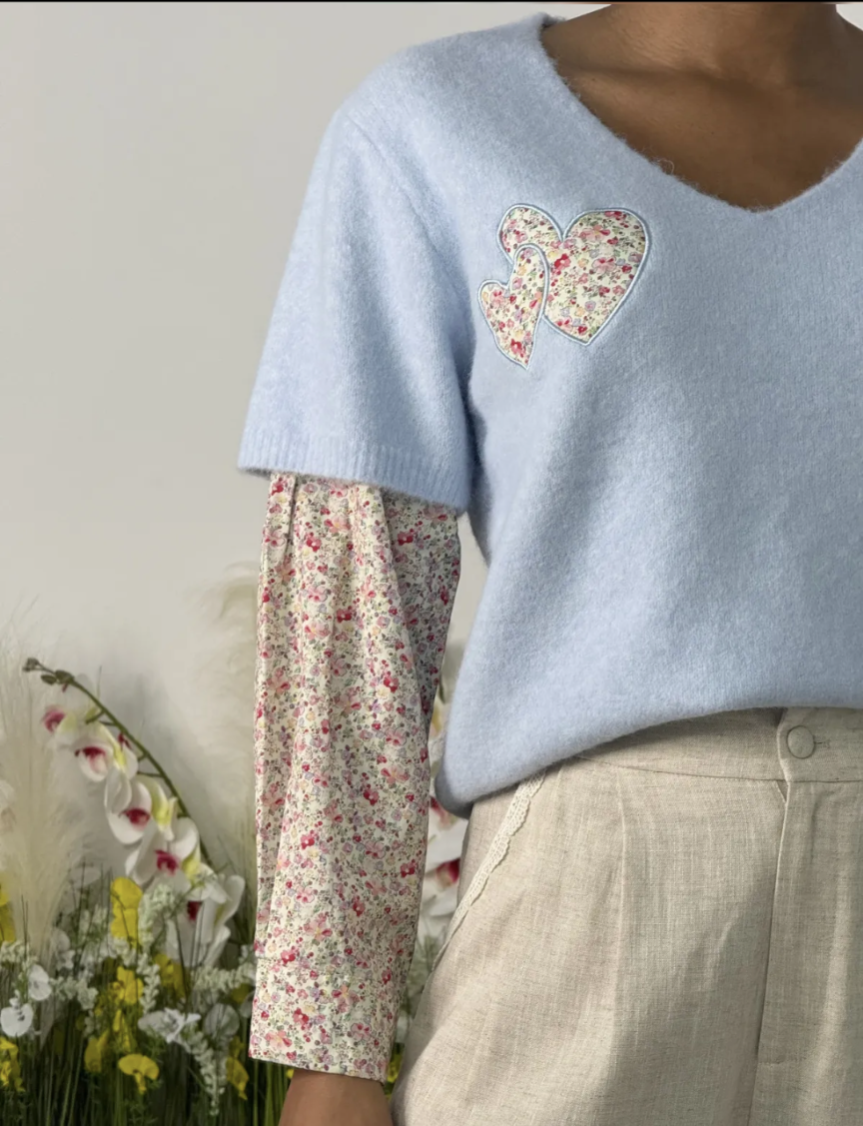 PULL SANS MANCHE 2EN1 DESSOUS CHEMISIER